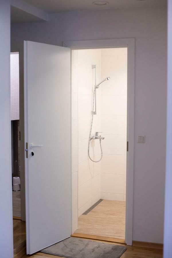 Kvartal Delux, Parking, Tartu Home ภายนอก รูปภาพ